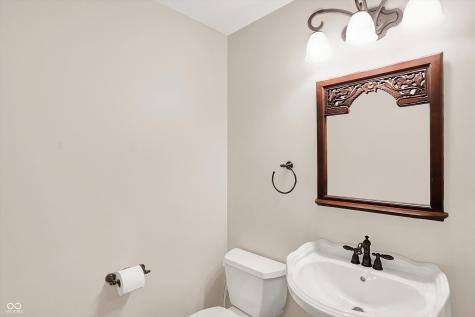 8581 Hunt Club Road Zionsville IN 46077