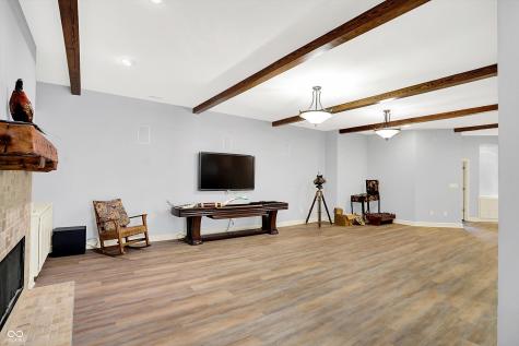8581 Hunt Club Road Zionsville IN 46077