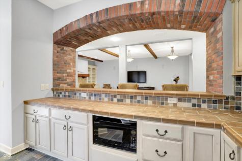 8581 Hunt Club Road Zionsville IN 46077