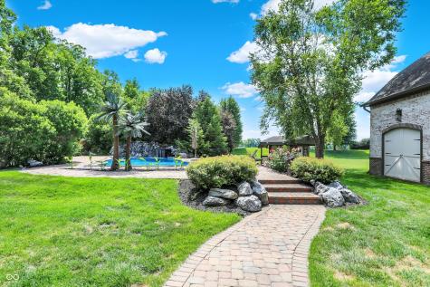 8581 Hunt Club Road Zionsville IN 46077