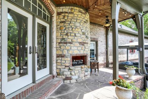 8581 Hunt Club Road Zionsville IN 46077