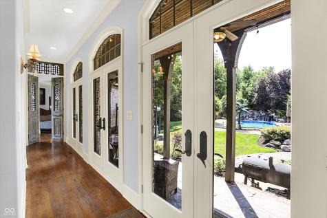 8581 Hunt Club Road Zionsville IN 46077
