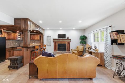 520 Southwind Brownsburg IN 46112