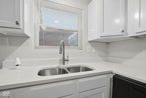 6808 Madison Avenue Indianapolis IN 46227