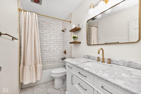 5655 Rosslyn Avenue Indianapolis IN 46220