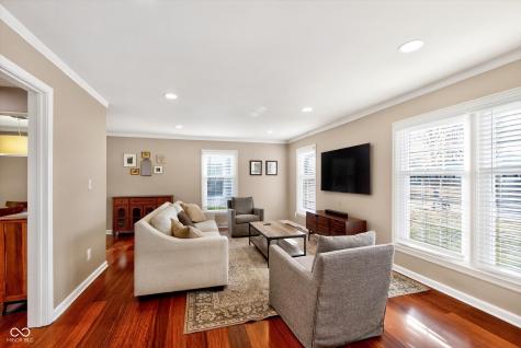 5655 Rosslyn Avenue Indianapolis IN 46220