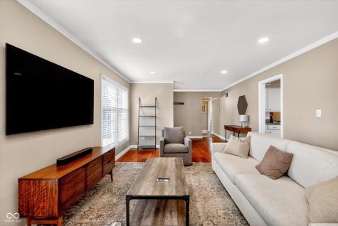5655 Rosslyn Avenue Indianapolis IN 46220