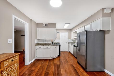 5655 Rosslyn Avenue Indianapolis IN 46220
