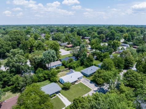 5606 Marilyn Road Indianapolis IN 46226