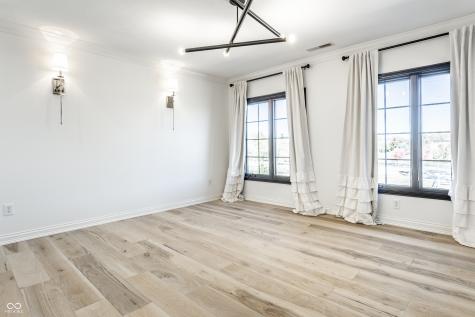 949 W 136th Street Carmel IN 46032