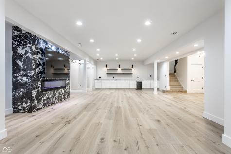 949 W 136th Street Carmel IN 46032