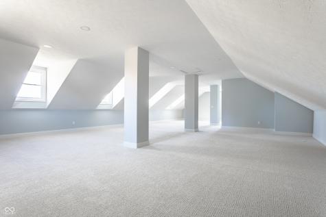 949 W 136th Street Carmel IN 46032