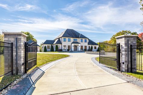 949 W 136th Street Carmel IN 46032