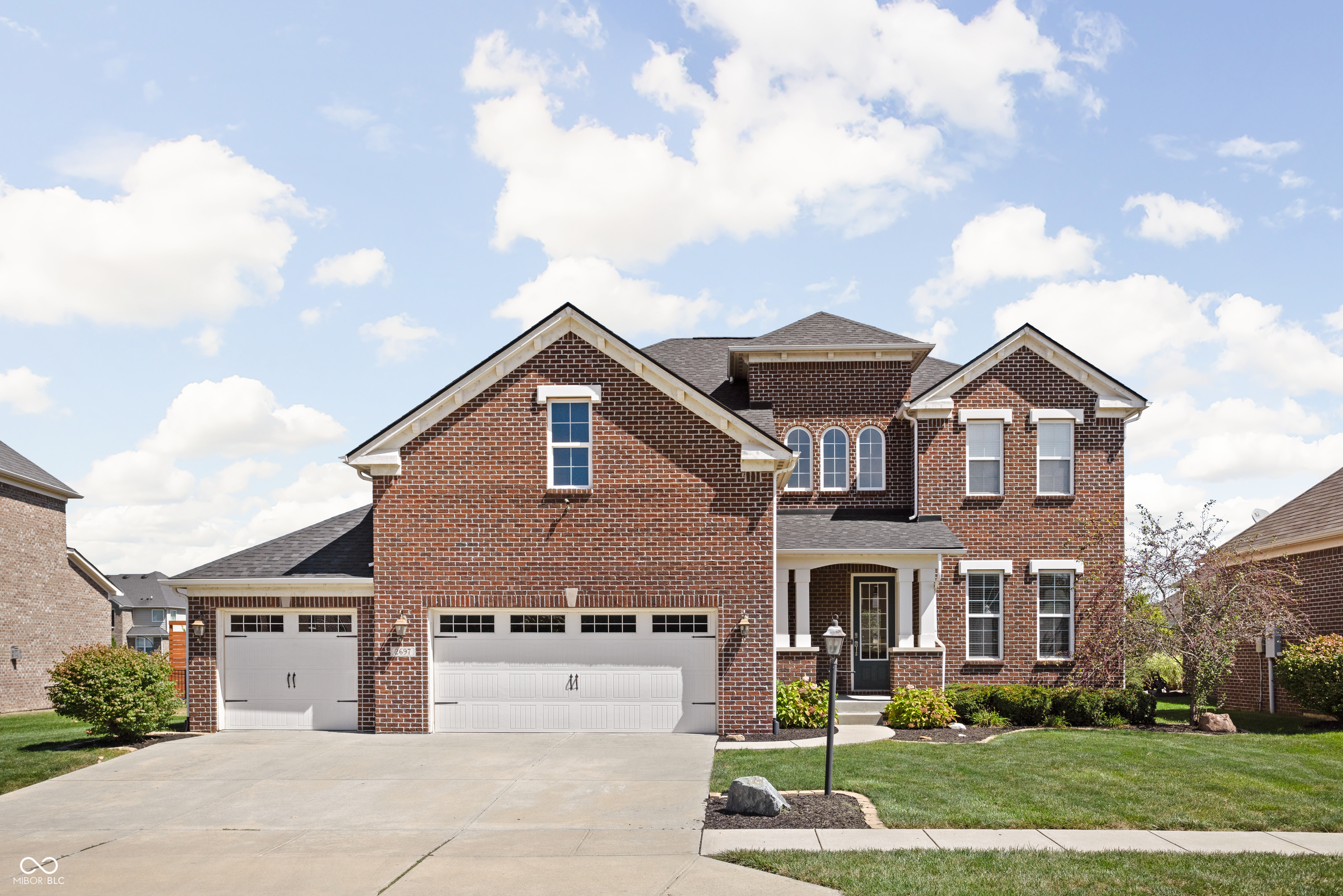 2697 E High Grove Circle Zionsville IN 46077