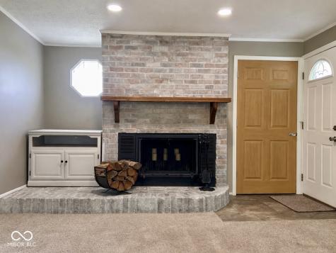 301 W Illinois Street Farmersburg IN 47850