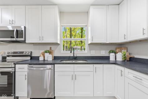 4004 E 42nd Street Indianapolis IN 46226