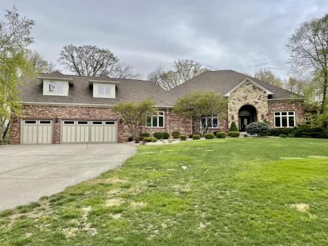 4680 Parkstone Lane Avon IN 46123