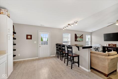 5639 Wood Hollow Drive Indianapolis IN 46239