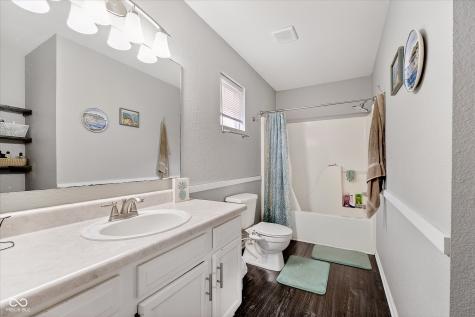 5639 Wood Hollow Drive Indianapolis IN 46239