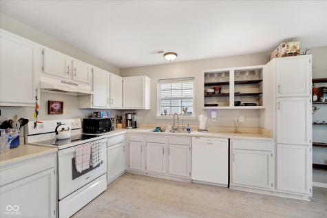 5639 Wood Hollow Drive Indianapolis IN 46239
