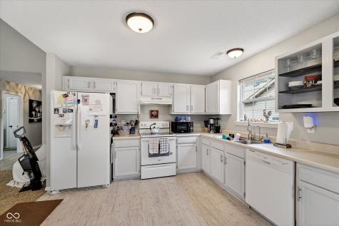 5639 Wood Hollow Drive Indianapolis IN 46239