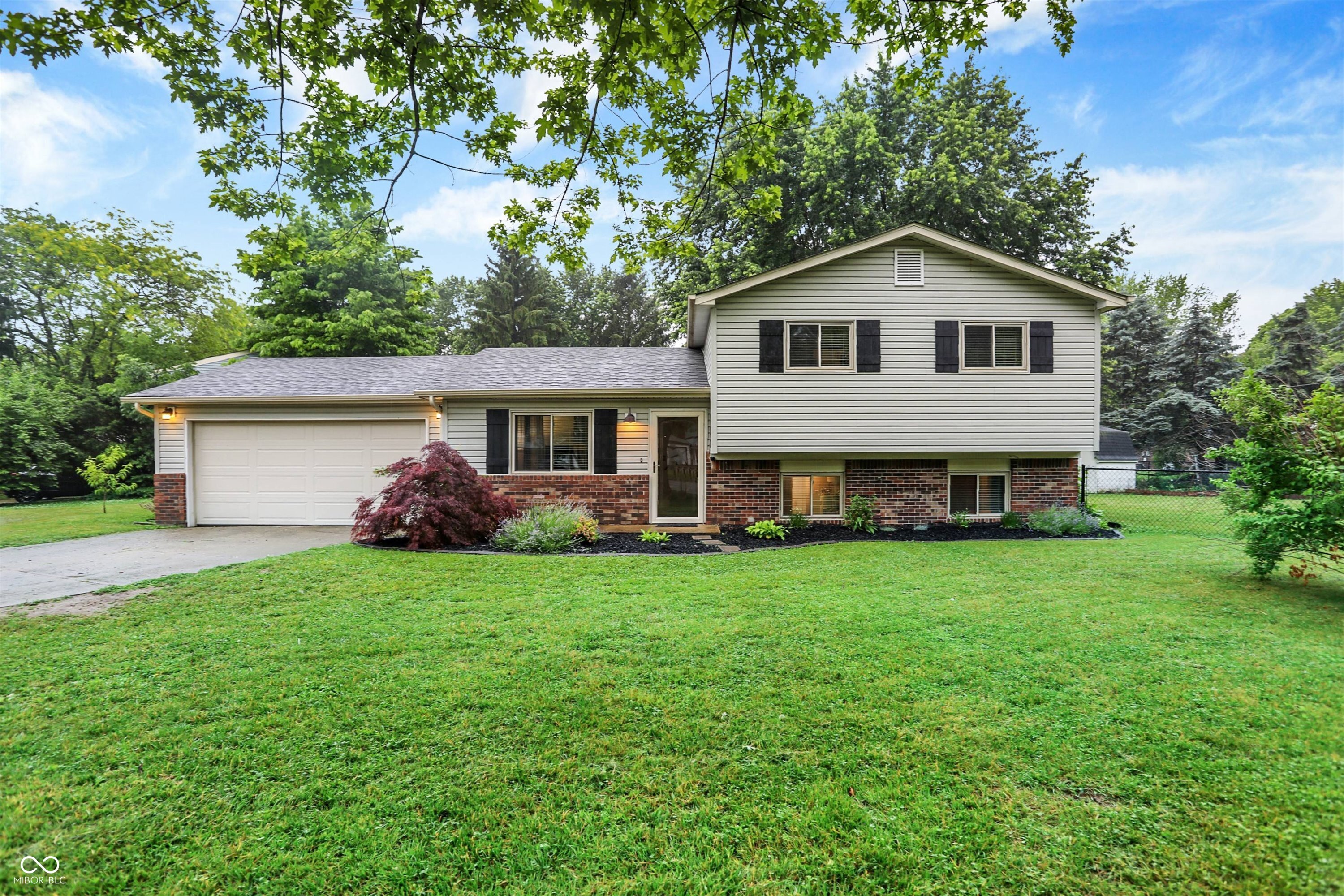 7504 Troon Court Indianapolis IN 46237
