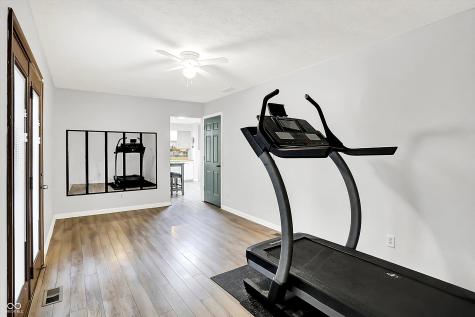 7504 Troon Court Indianapolis IN 46237