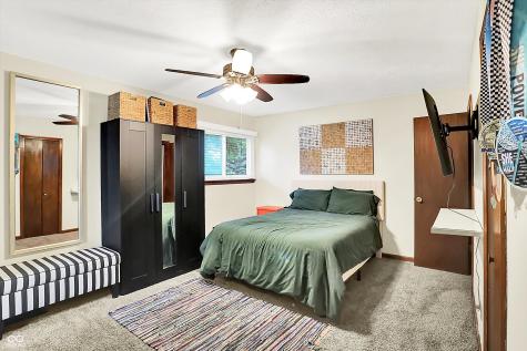 7504 Troon Court Indianapolis IN 46237