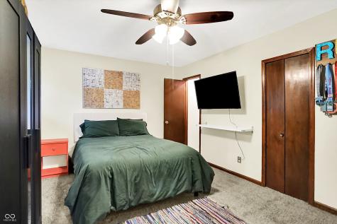 7504 Troon Court Indianapolis IN 46237