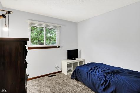 7504 Troon Court Indianapolis IN 46237