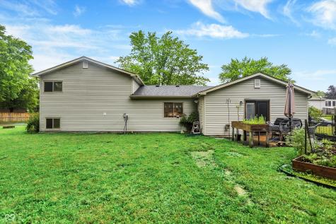7504 Troon Court Indianapolis IN 46237