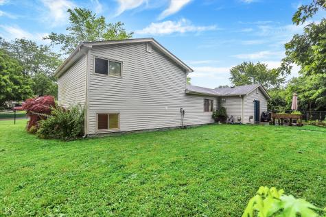 7504 Troon Court Indianapolis IN 46237