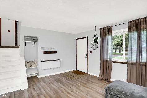 7504 Troon Court Indianapolis IN 46237