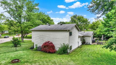 7504 Troon Court Indianapolis IN 46237