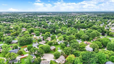 7504 Troon Court Indianapolis IN 46237