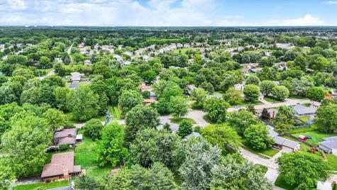 7504 Troon Court Indianapolis IN 46237