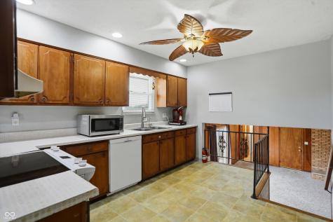 6433 Lakeland Boulevard Indianapolis IN 46234