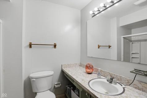 6433 Lakeland Boulevard Indianapolis IN 46234
