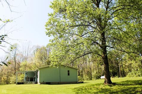9067 Old Haggard Road Morgantown IN 46160