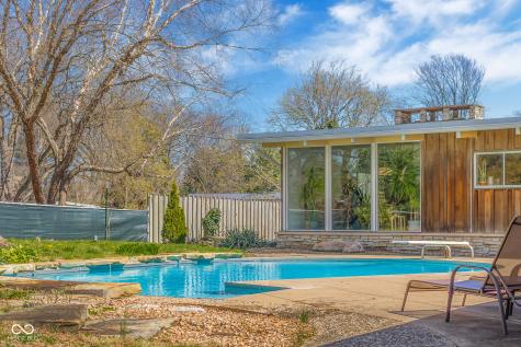 3370 Grove Parkway Columbus IN 47203