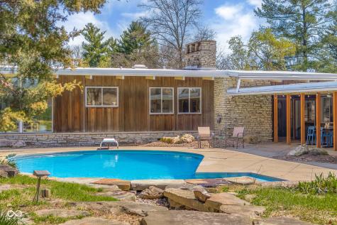 3370 Grove Parkway Columbus IN 47203