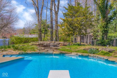 3370 Grove Parkway Columbus IN 47203