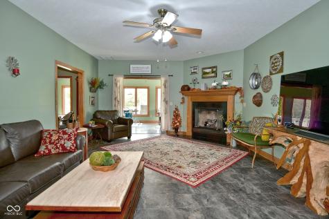 6861 S Nineveh Road Trafalgar IN 46181