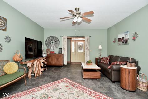 6861 S Nineveh Road Trafalgar IN 46181