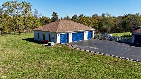 6861 S Nineveh Road Trafalgar IN 46181