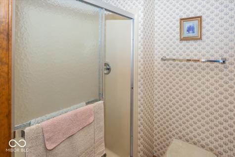 6943 Arjay Drive Indianapolis IN 46217
