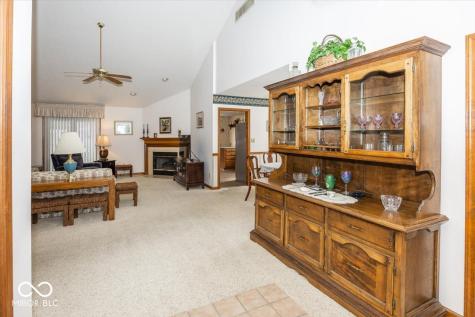 6943 Arjay Drive Indianapolis IN 46217