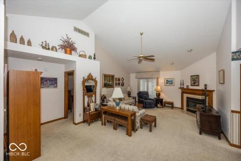 6943 Arjay Drive Indianapolis IN 46217