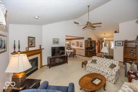 6943 Arjay Drive Indianapolis IN 46217