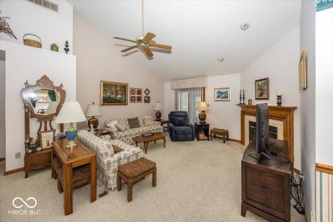 6943 Arjay Drive Indianapolis IN 46217